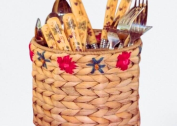 Water Hyacinth Spoon Holder